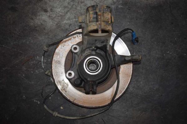 MOYEU AVANT DROIT PEUGEOT 208 DIAMETRE CARDAN 27MM / DIAMETRE AMORTISSEUR 51MM - Vue 2